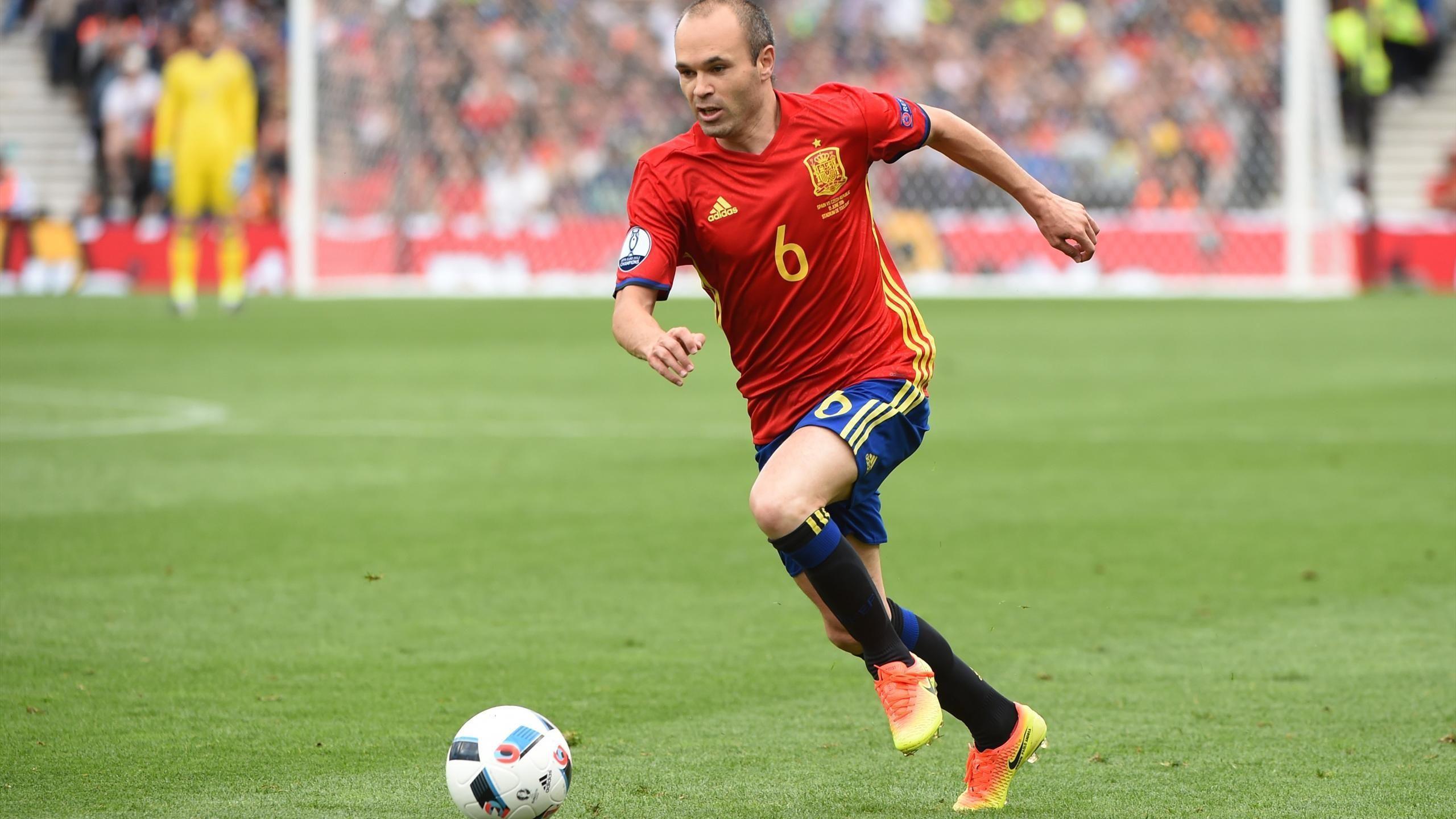 Andres Iniesta Wallpaper Image Photo Picture Background