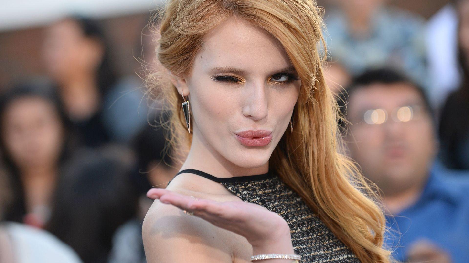 Bella Thorne Wallpaper Image Photo Picture Background