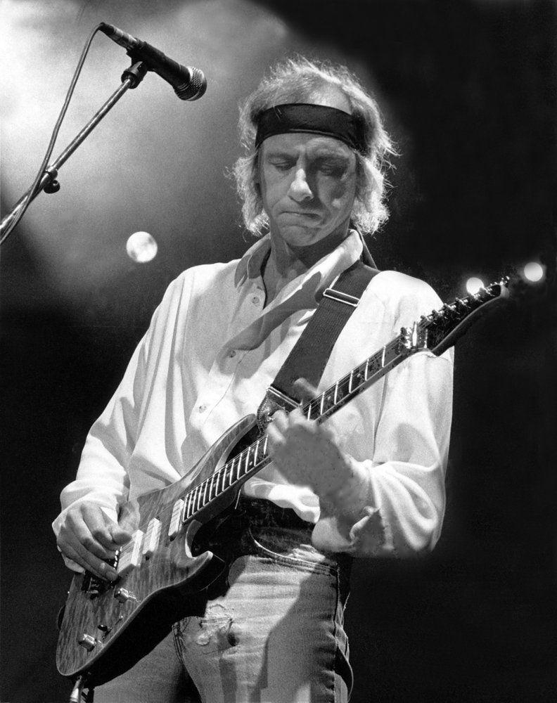 TEN's SPOT: 8 great Dire Straits songs. Dire Staits
