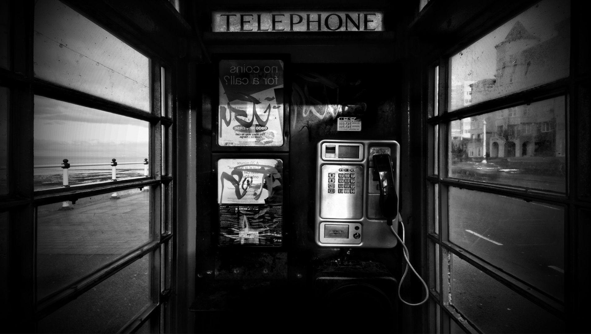 Old Telephone Booth. Photo and Desktop Wallpaper