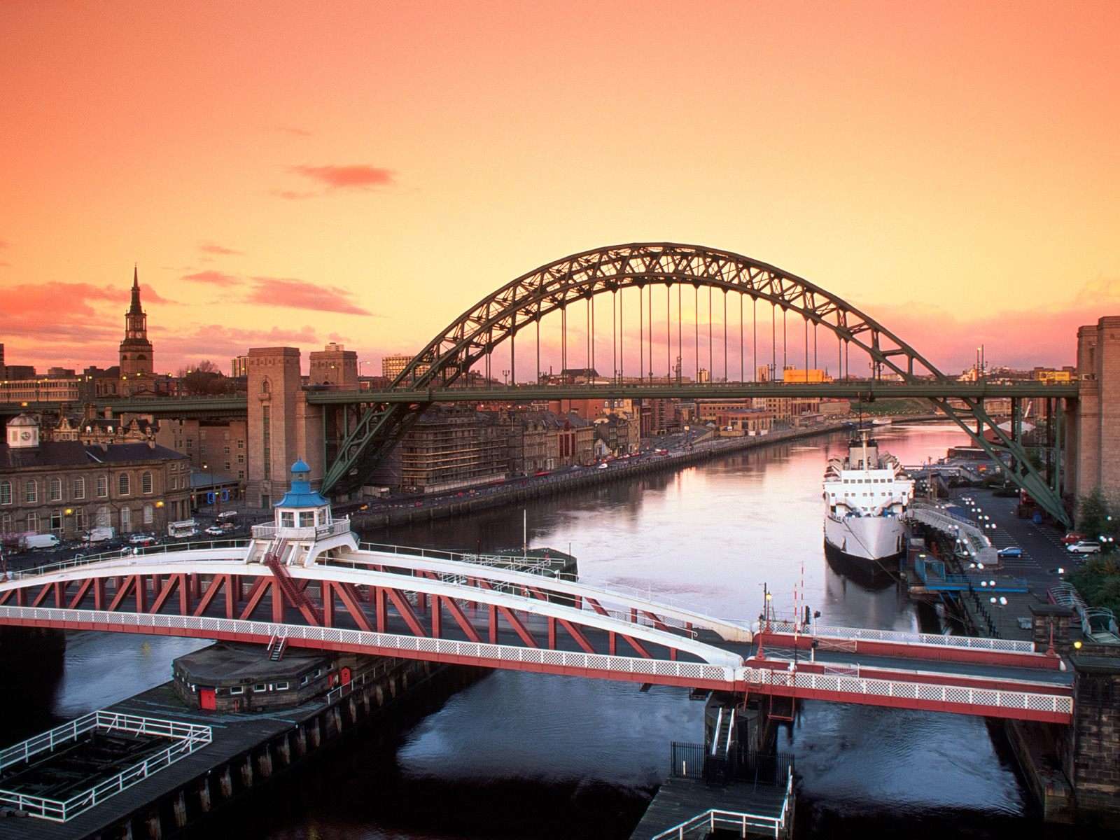 England Wallpaper Free Tyne Bridge and Swing Bridge