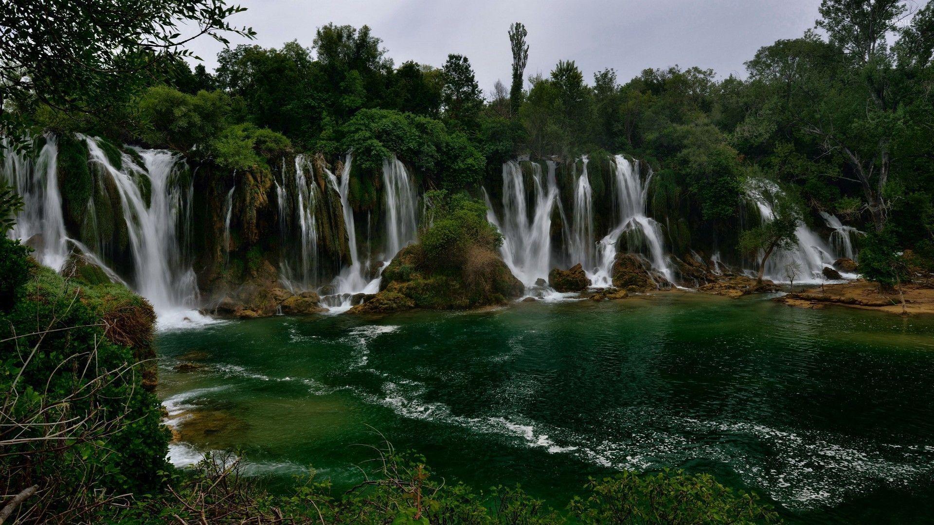 Kravice waterfall, Bosnia and Herzegovina wallpaper