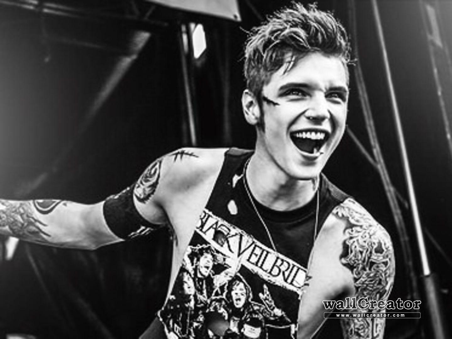 Wallpaper For > Andy Biersack Wallpaper In The End. Black Veil