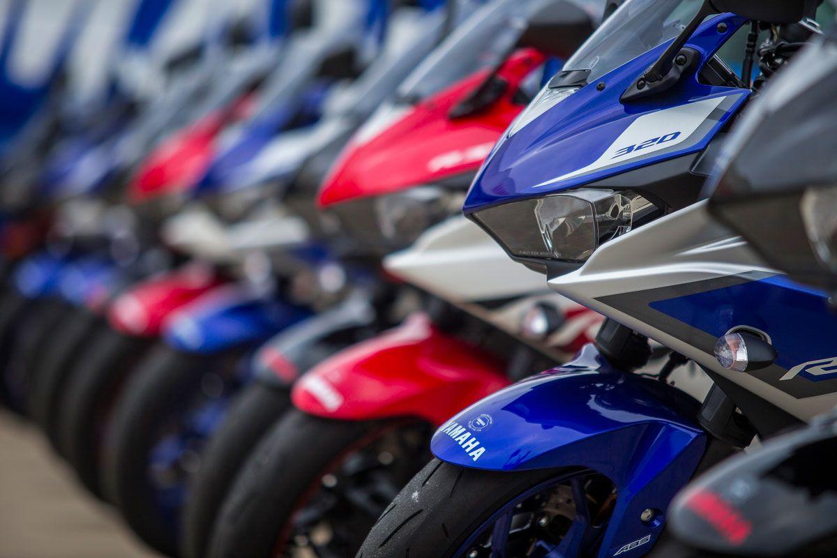 Review: 2015 Yamaha YZF R3