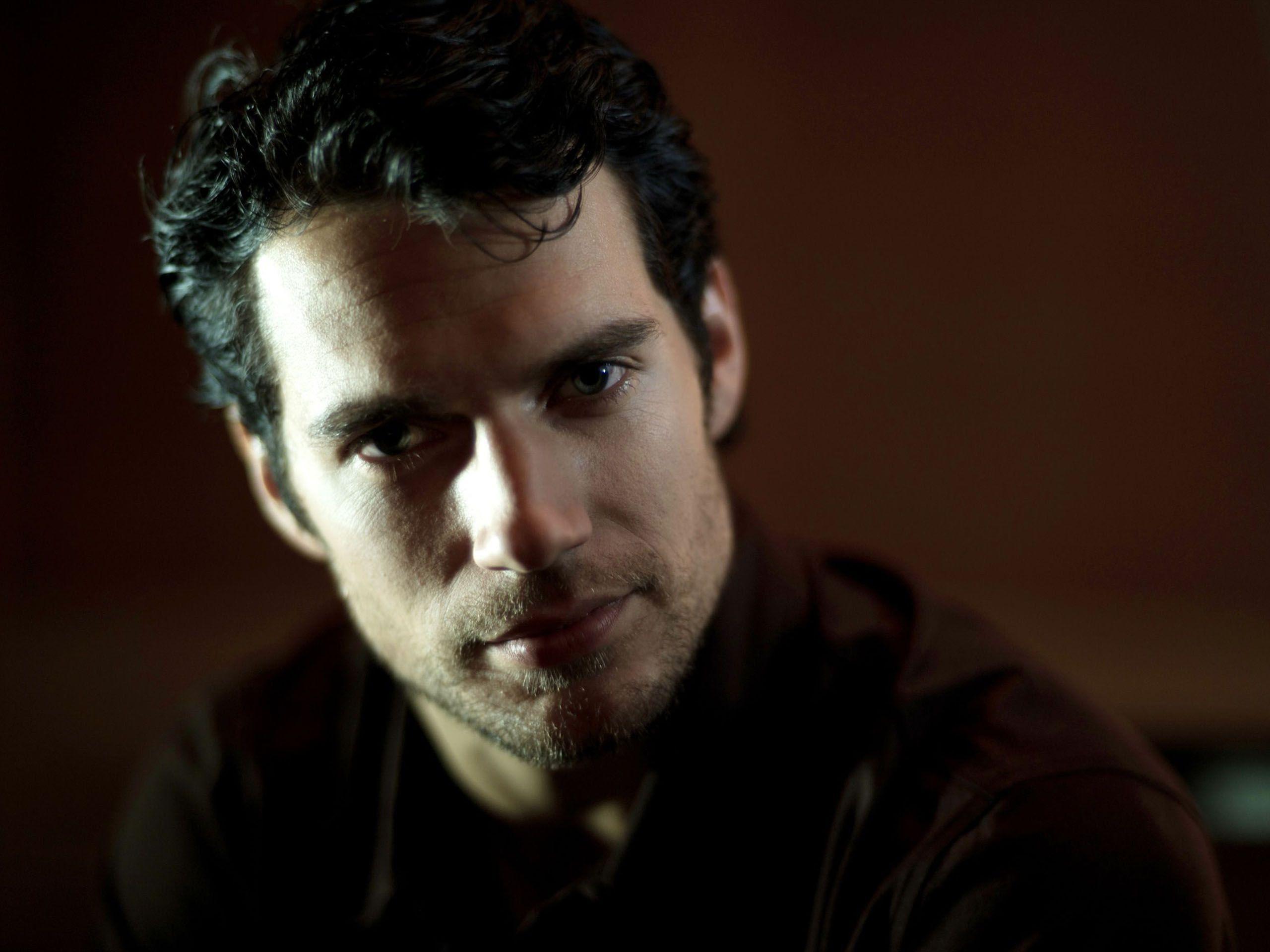 Henry Cavill Wallpaper High Resolution and Quality Download