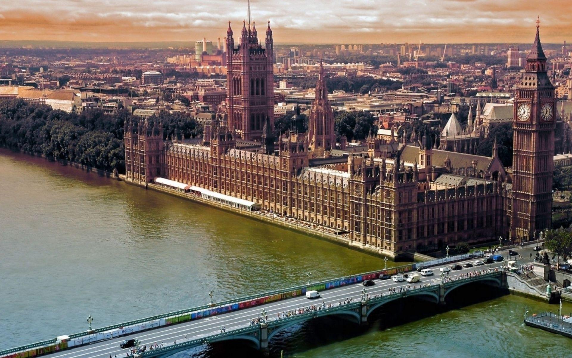 London Houses Of Parliament Wallpaper