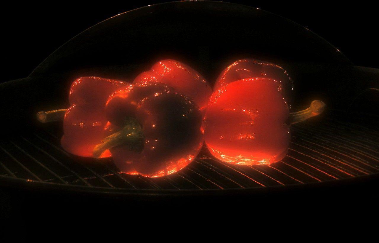 Grill Tag wallpaper: Night Diner Tasty Grill Red Peppers Free