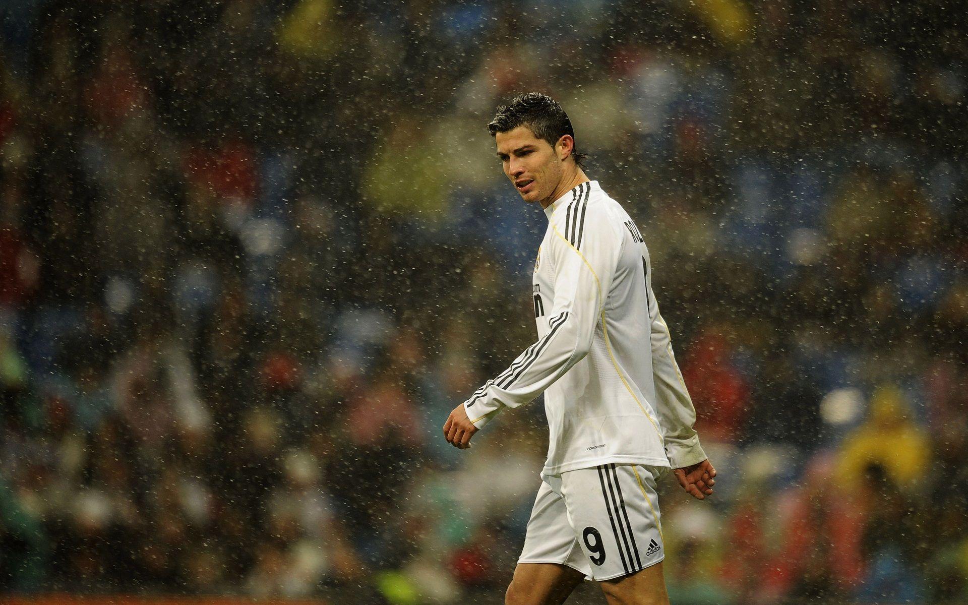 HD Cristiano Ronaldo Real Madrid Wallpaper Background