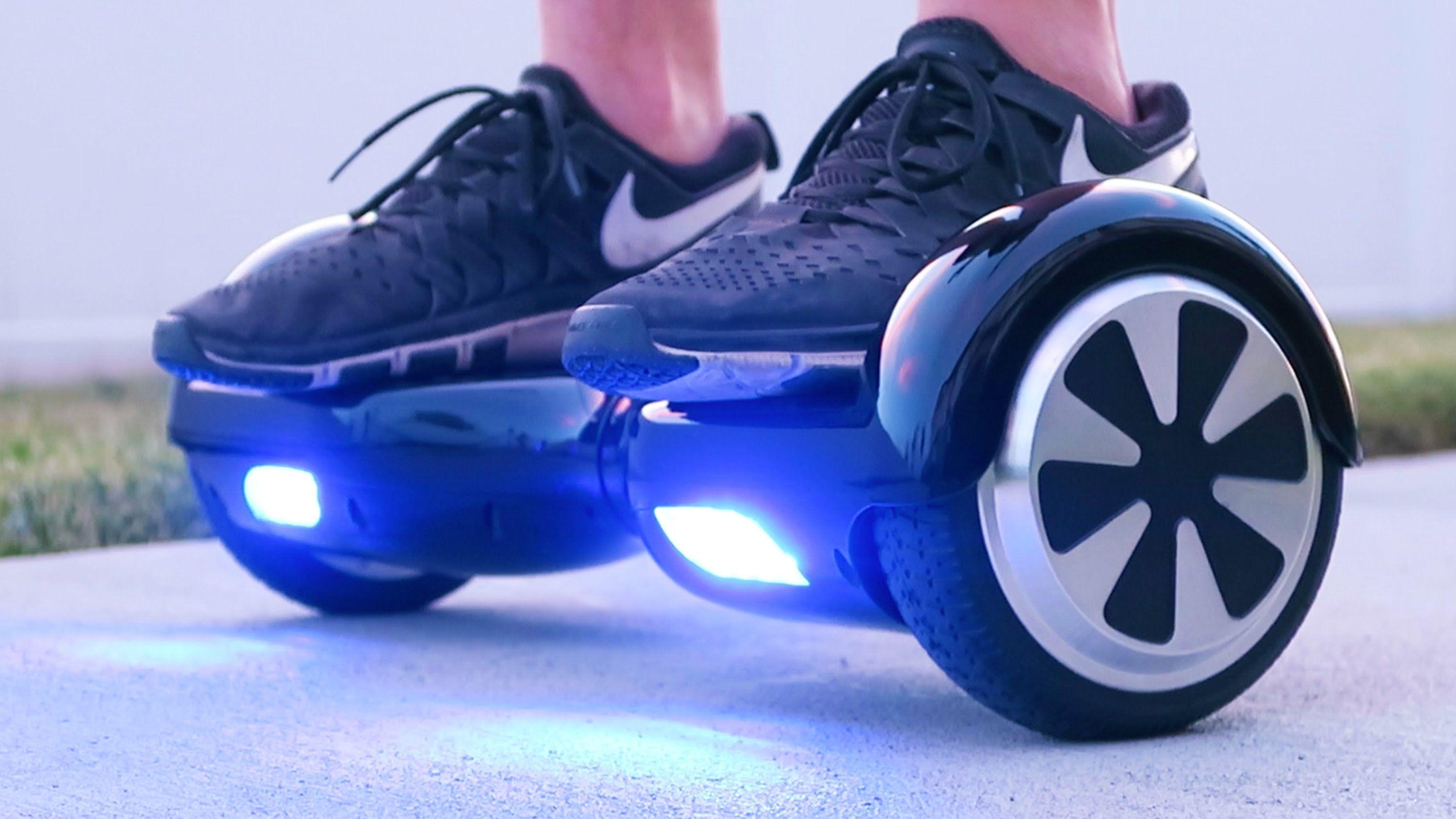 Clasicul Hoverboard Endivo Speedwheel combina un pret minim cu o