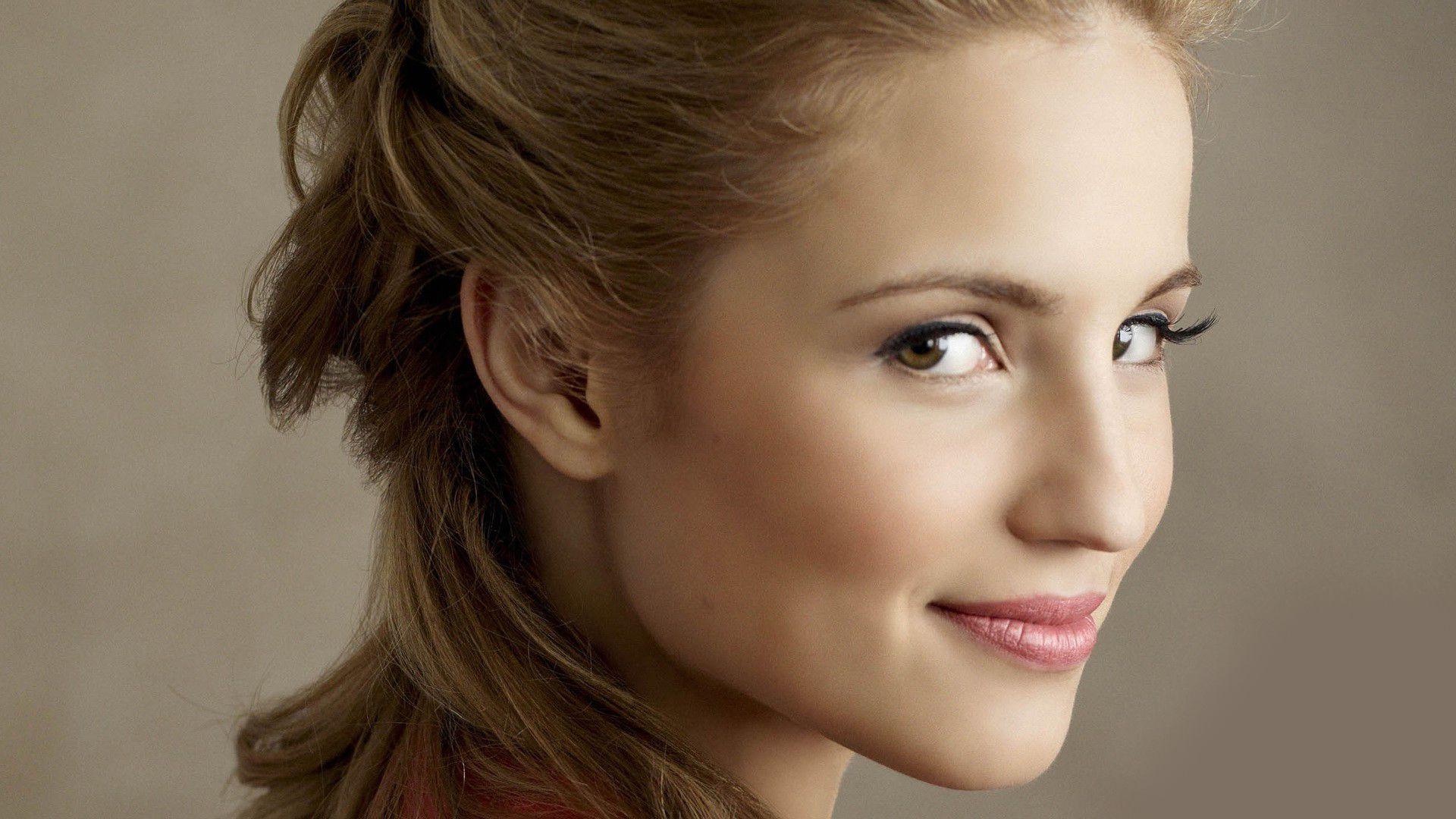 Dianna Agron Wallpaper High Quality