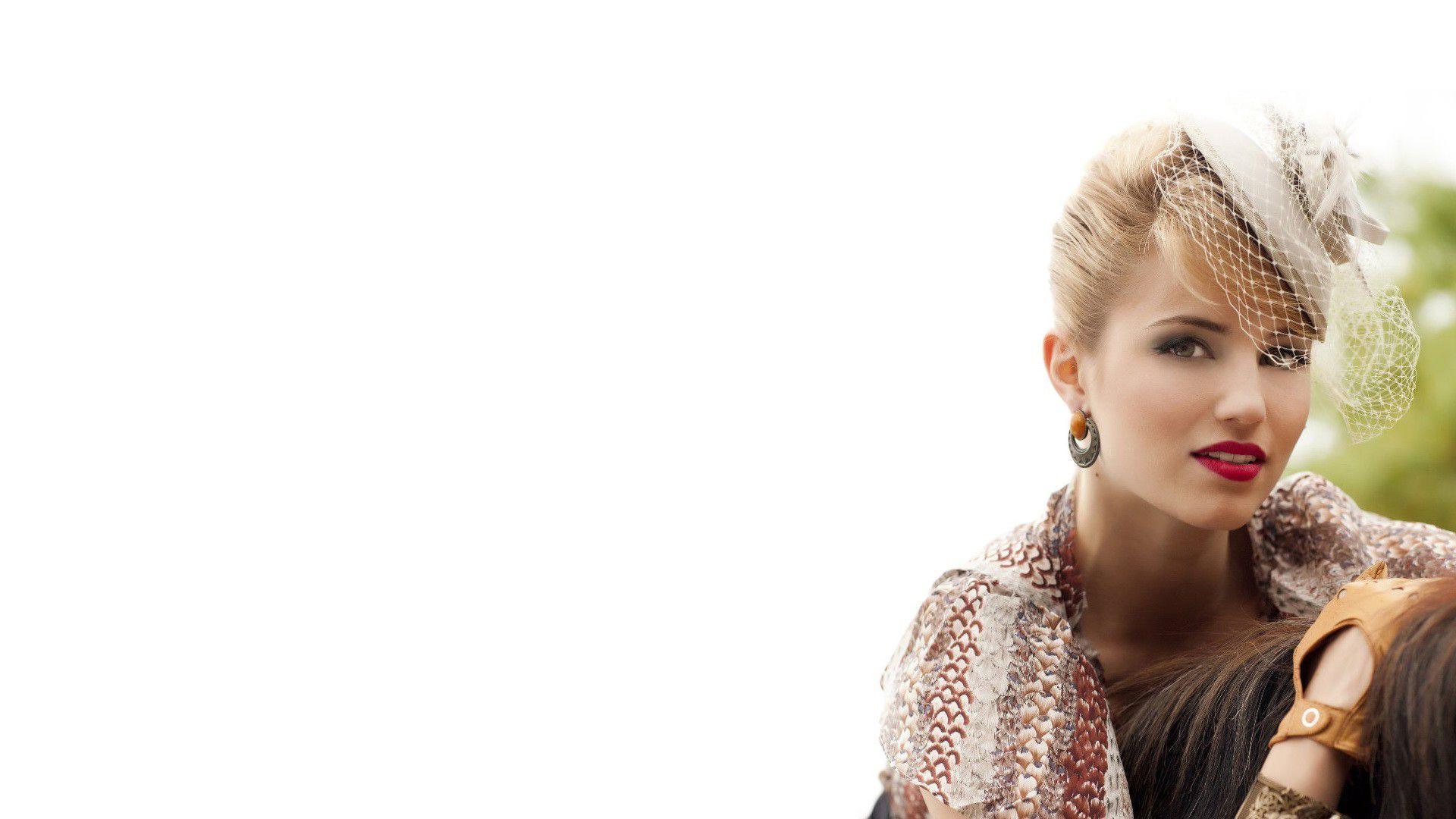 Dianna Agron Wallpaper High Resolution and Quality Download