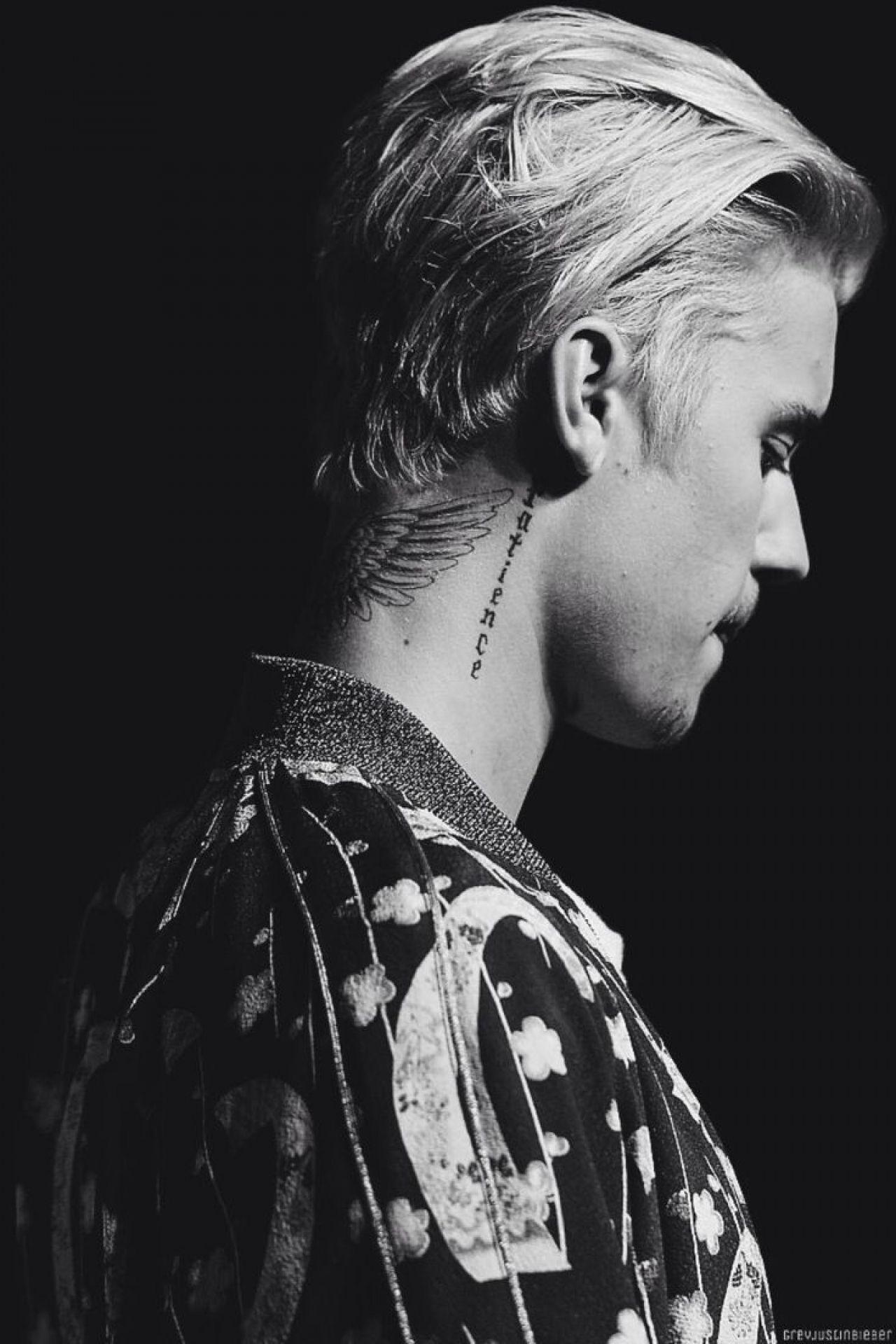 Justin Bieber Quotes Black And White Wallpaper HD Android > Black