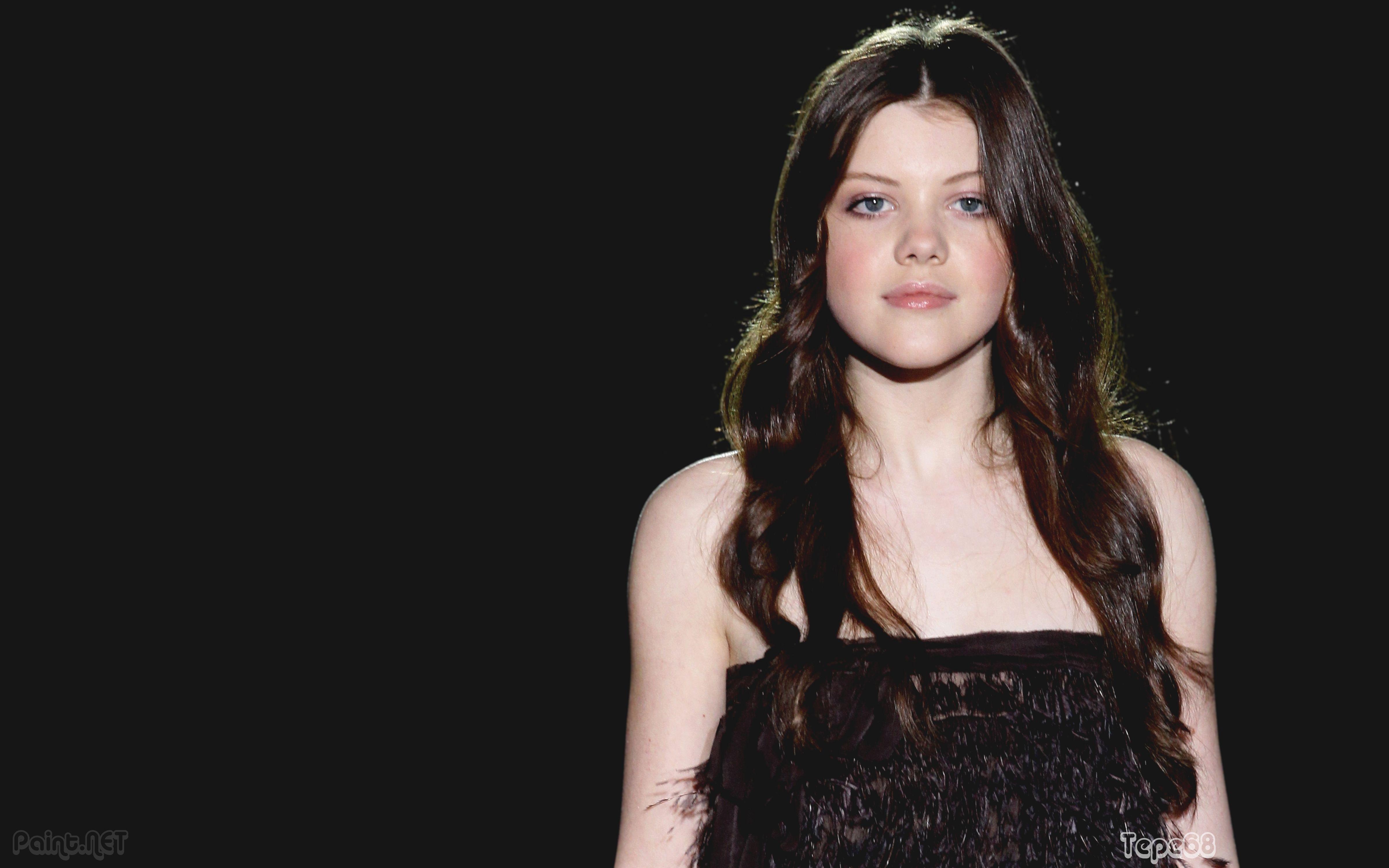 Georgie Henley Wallpapers Wallpaper Cave