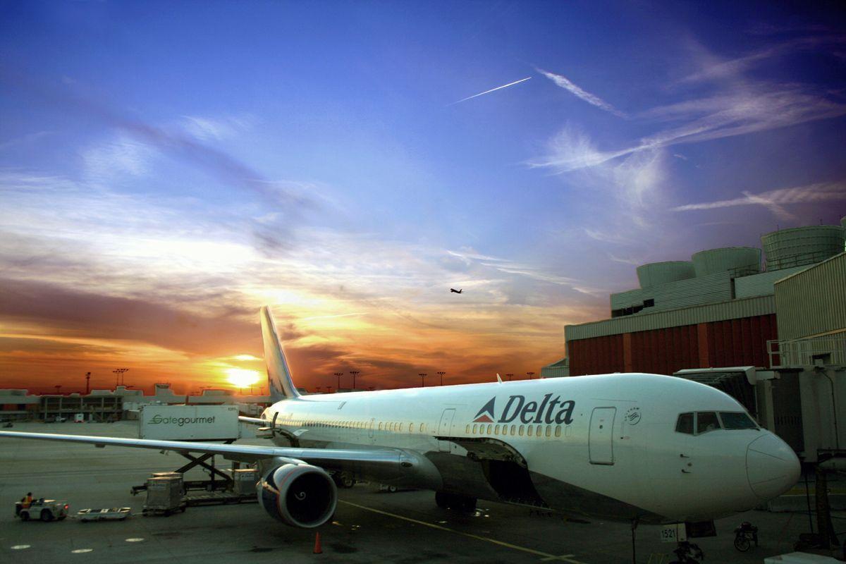 coolwallpaperbackup: Delta Airlines Wallpaper
