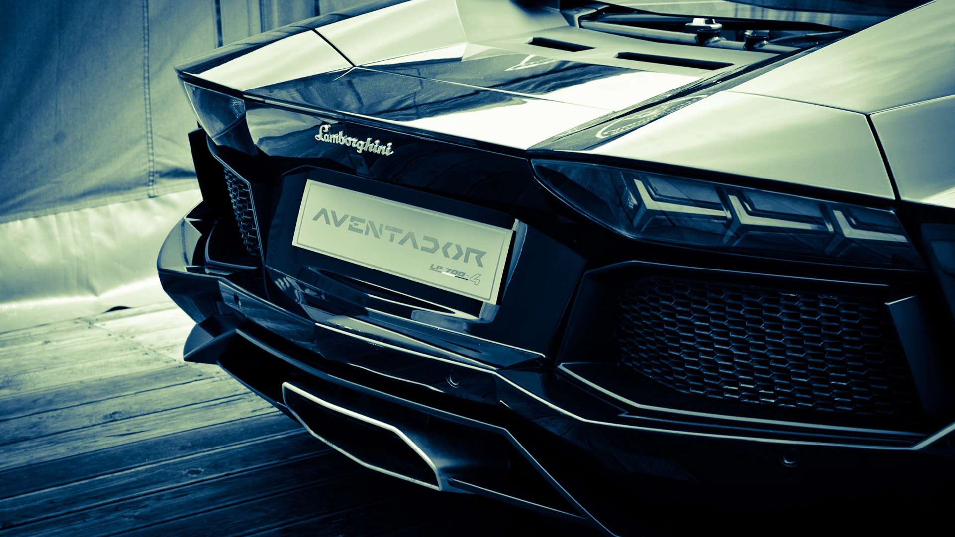 Lamborghini aventador rear lights on HD wallpaper