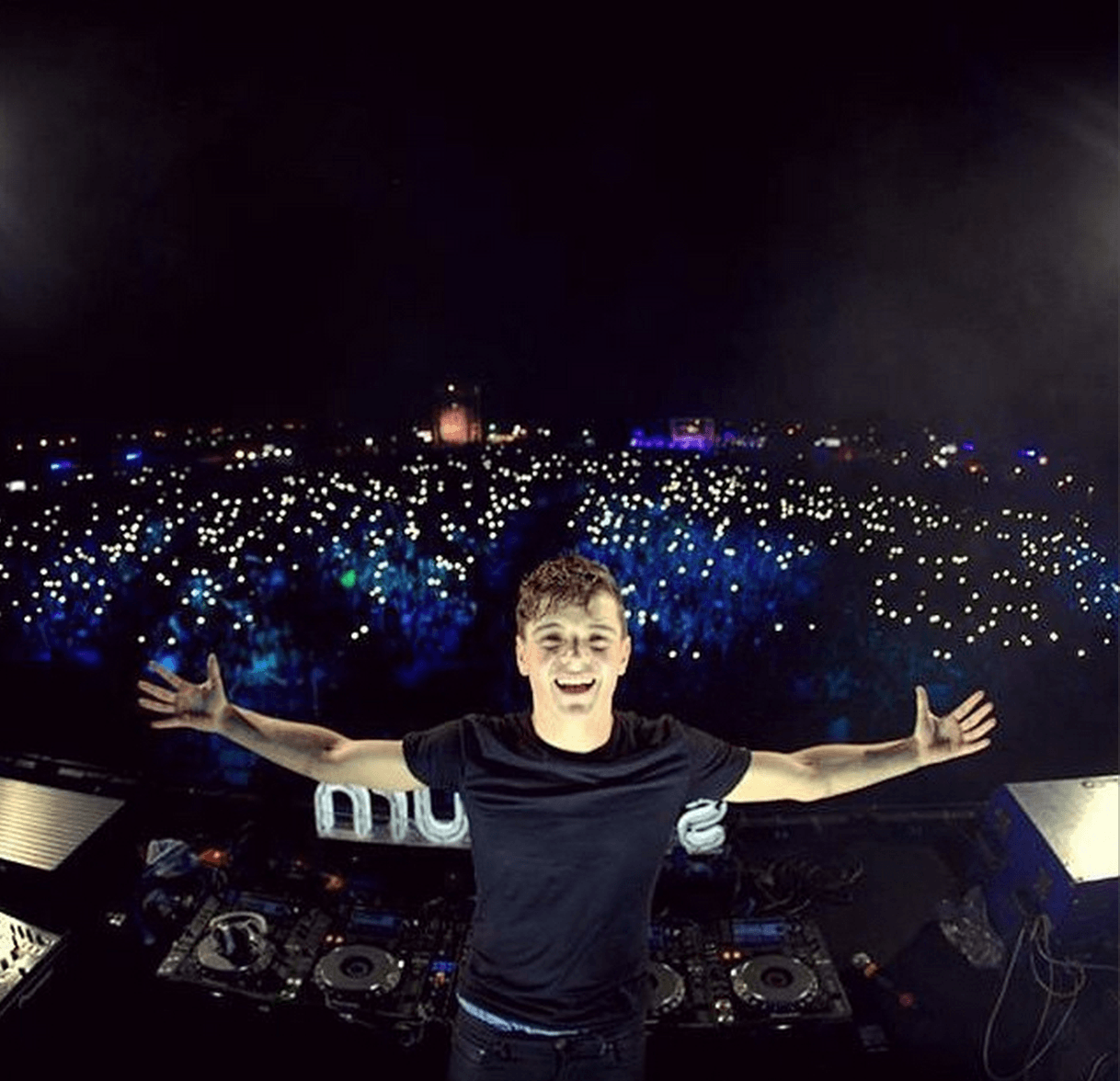 Martin Garrix & Ted. Martin Garrix ➕✖ & other DJ's