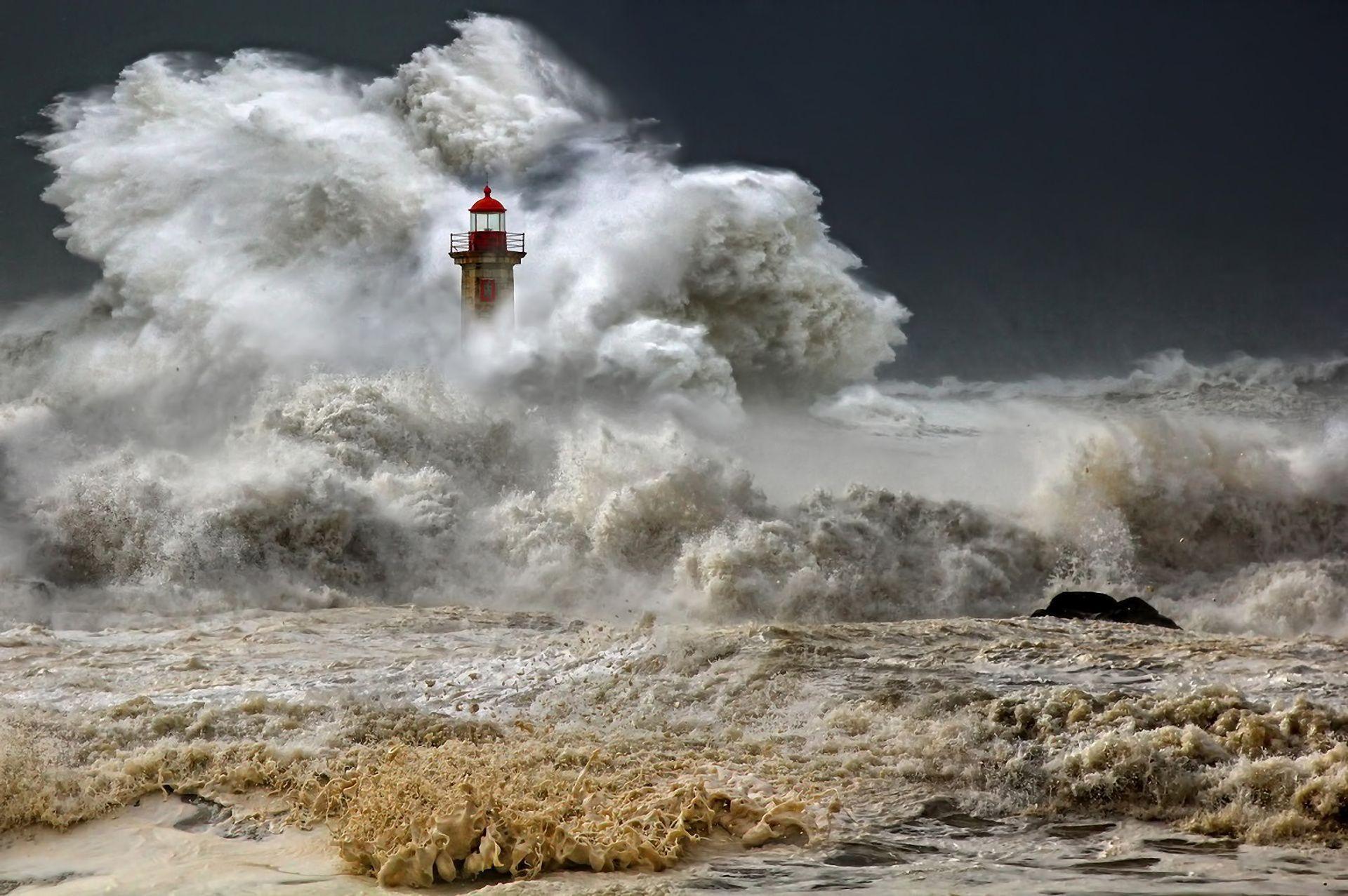 Lighthouse waves storm natural disaster storm sea ocean wallpaper
