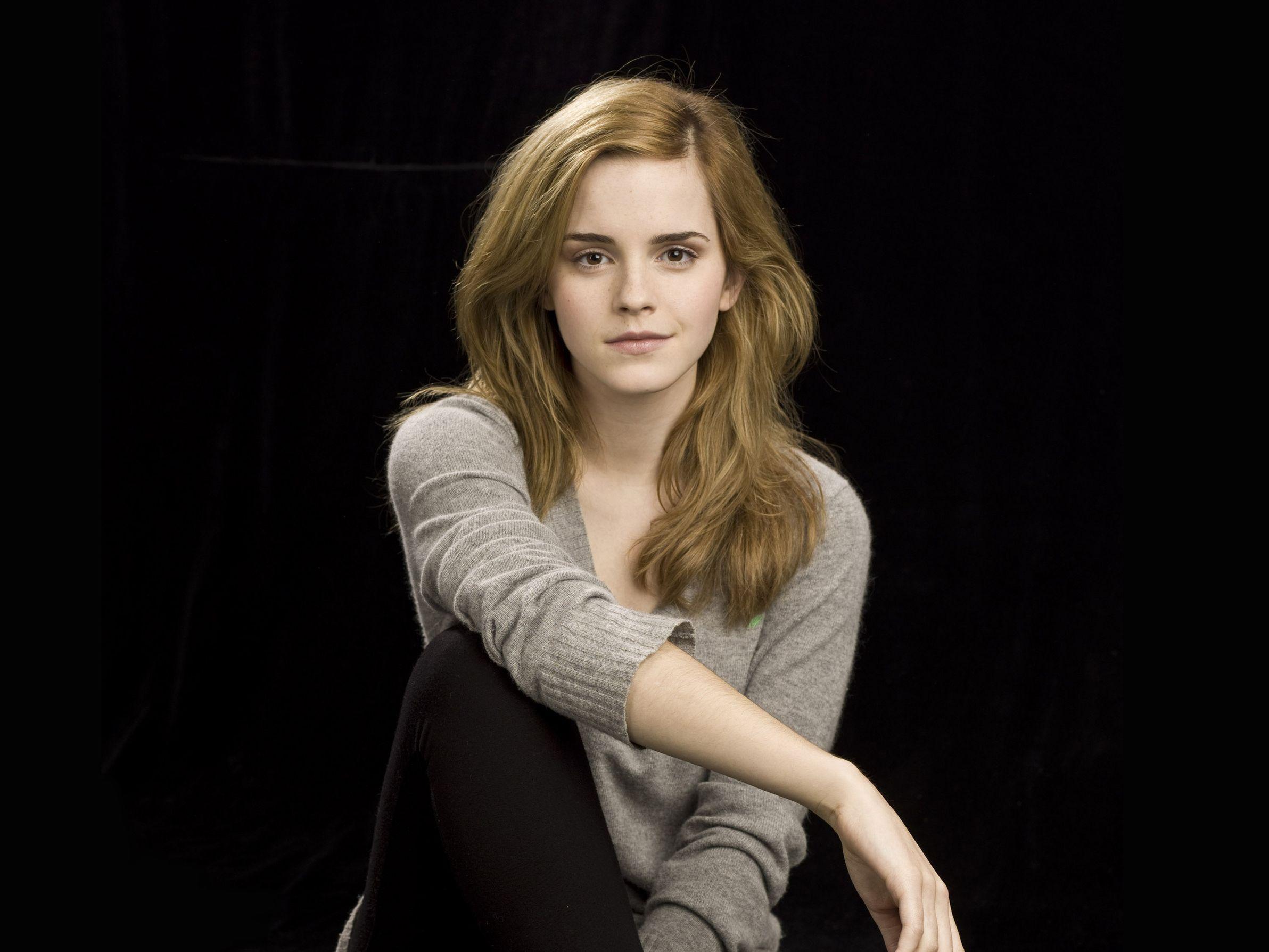 Emma Watson HD Wallpaper and Background Image