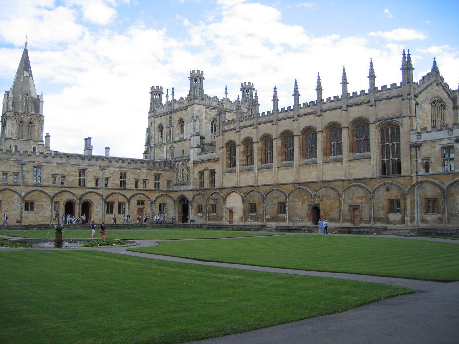 Wallpaper and picture: Oxford University London wallpaper