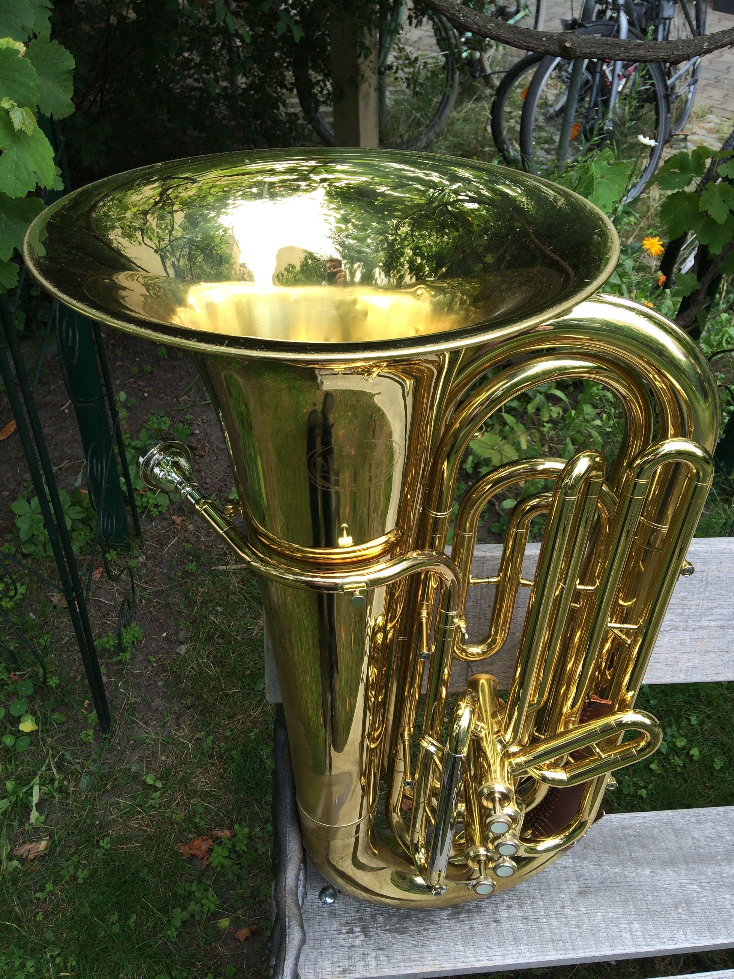 royalty free tuba image, minimum size:2k