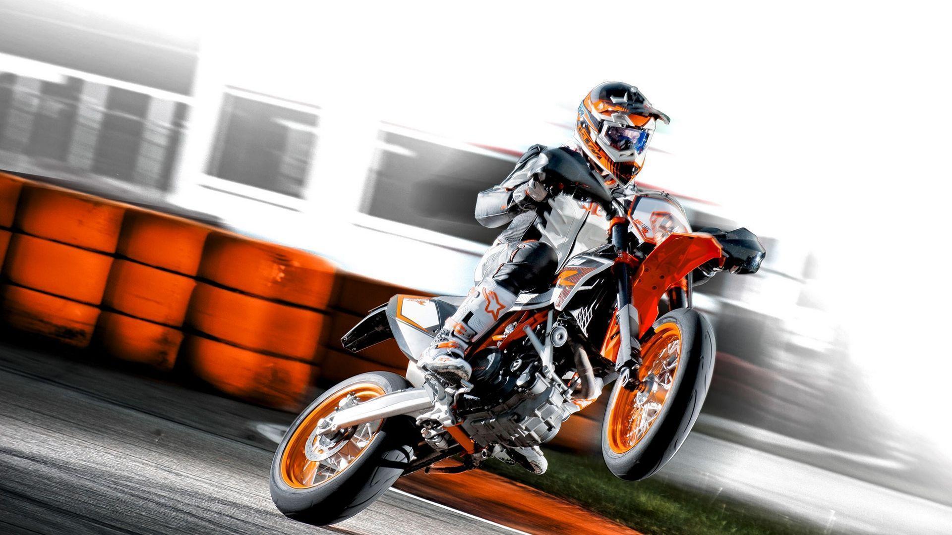 Motorbikes HD Wallpaper