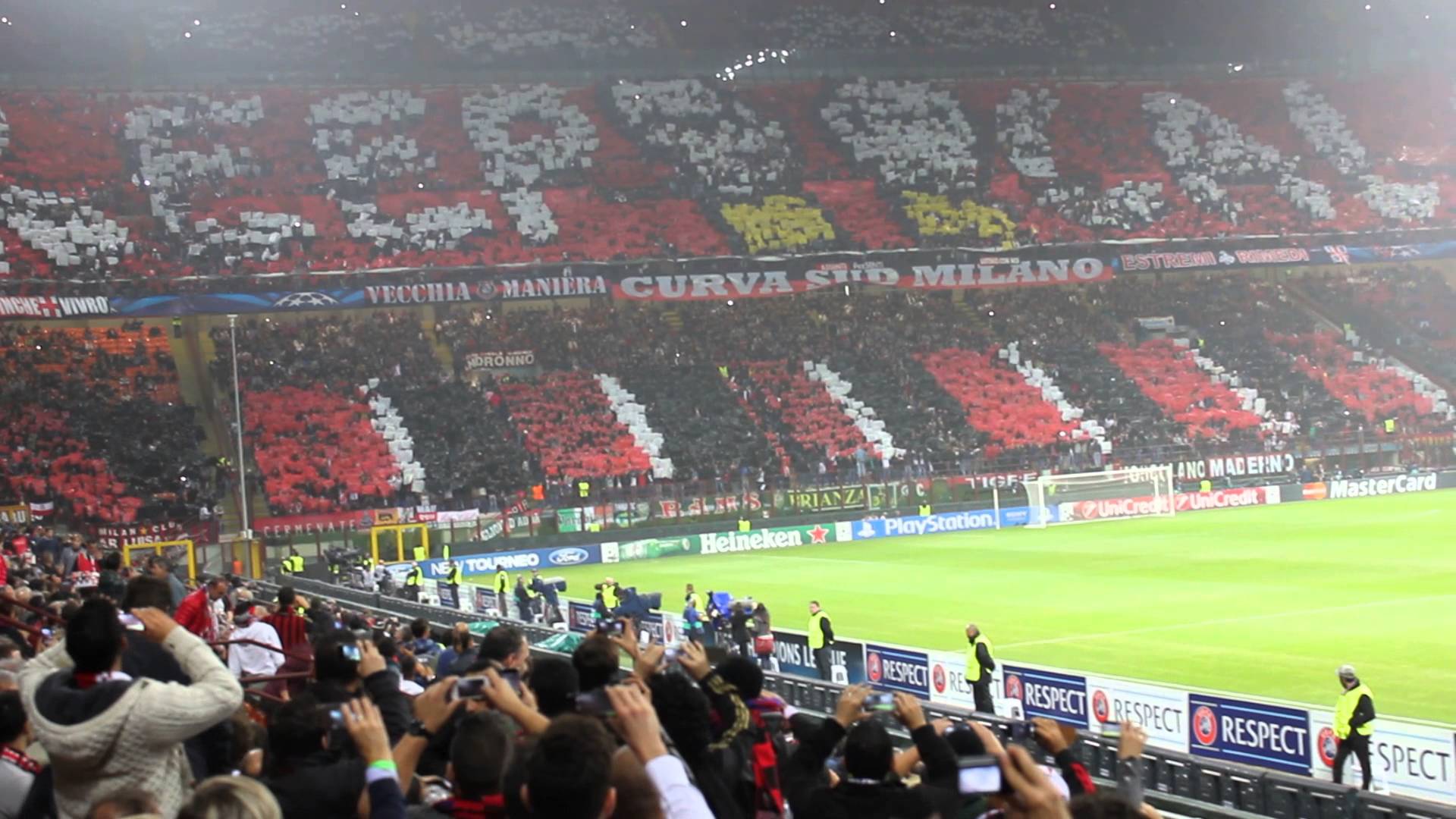 AC Milan vs Barcelona Siro, Milano Champions League