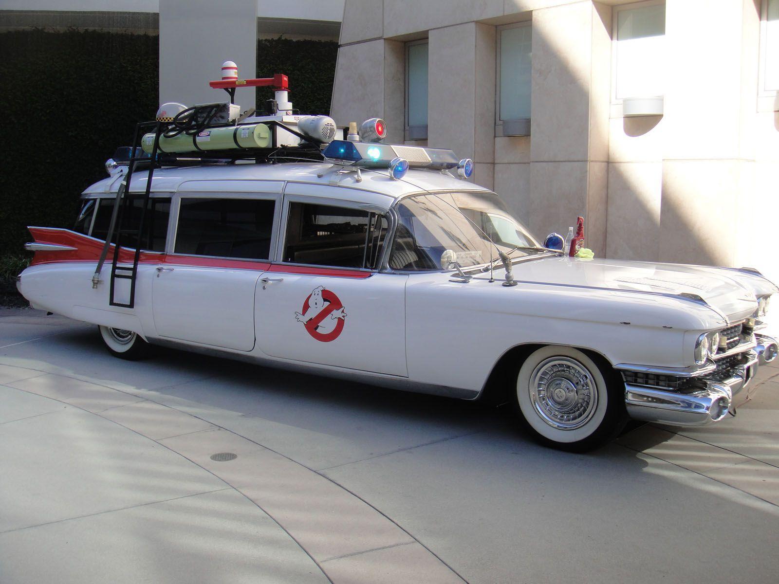 An Average, Terrified New Yorker Reviews The Ecto 1. The News Wheel