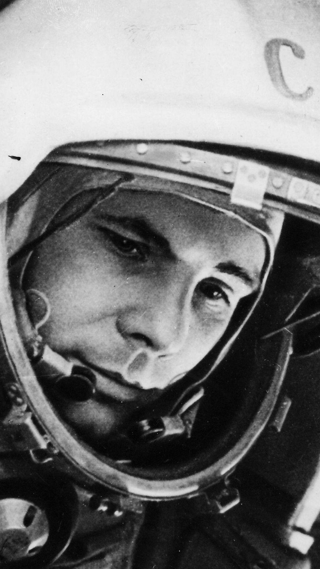 Yuri Gagarin First Cosmonaut USSR Astronaut Wallpaper