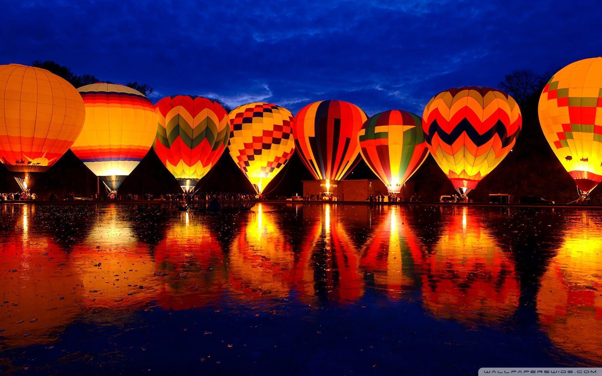 Hot Air Balloon Night Glow HD desktop wallpapers : High Definition