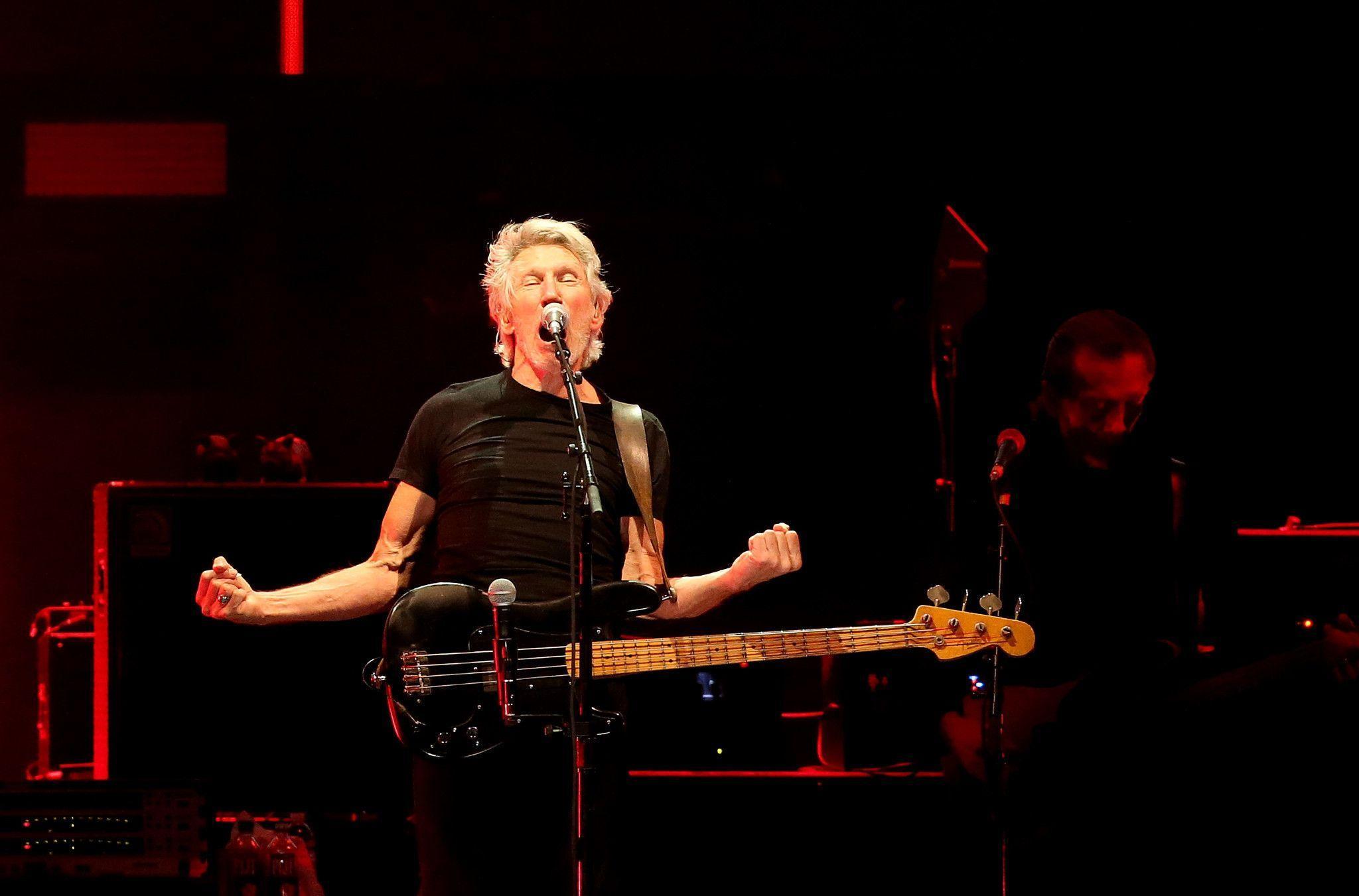 Roger Waters Wallpaper Image Photo Picture Background
