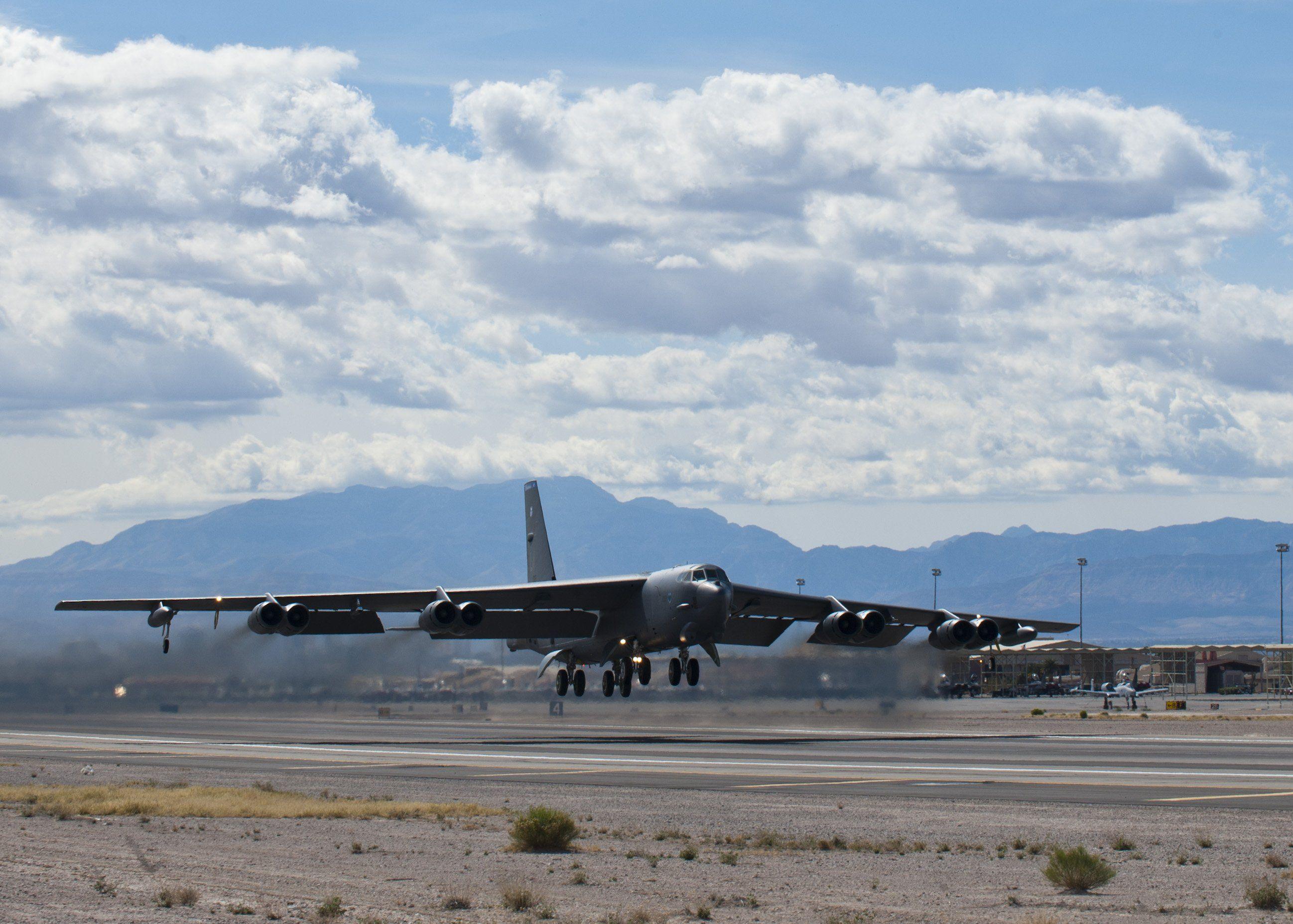 B 52 Bomber Wallpaper