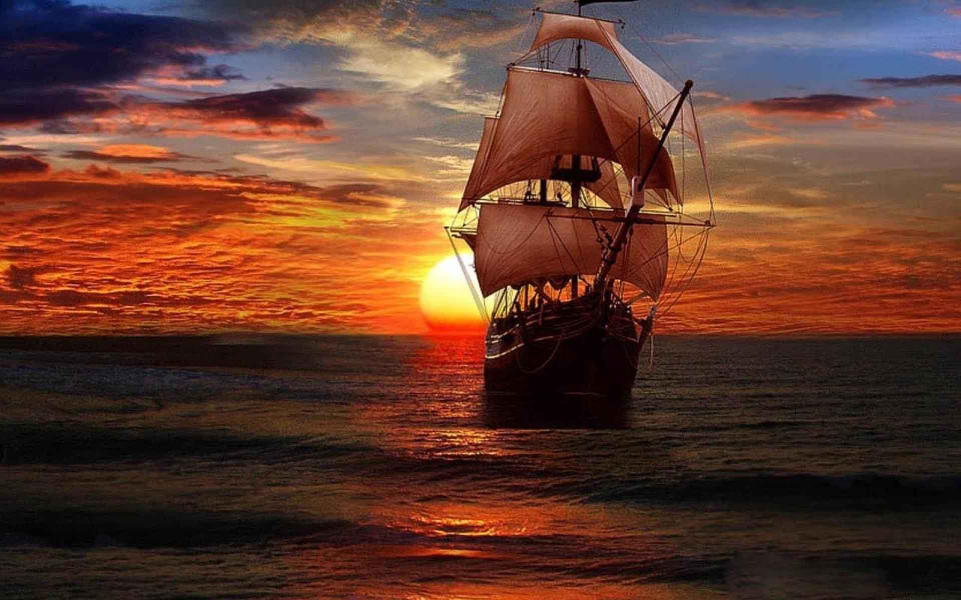 Корабль на закате