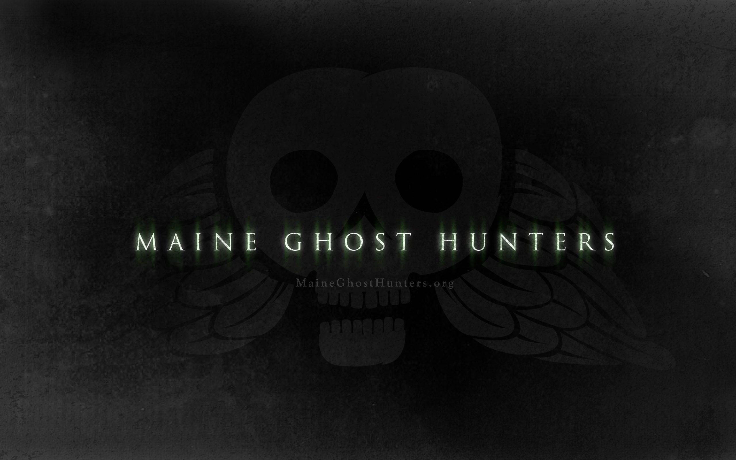 He ghosts me. Ghost Hunter Wallpaper. I-Ghost. Наклейка Ghost Hunter. Ghost Hunters Corp обои.