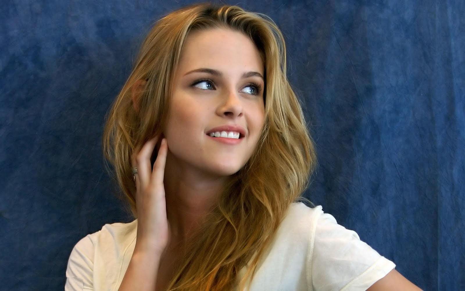 Latest Teresa Palmer Wallpaper