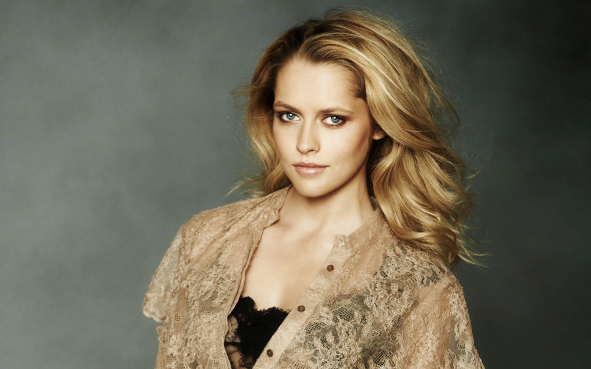 Teresa Palmer Wallpaper Collection For Free Download