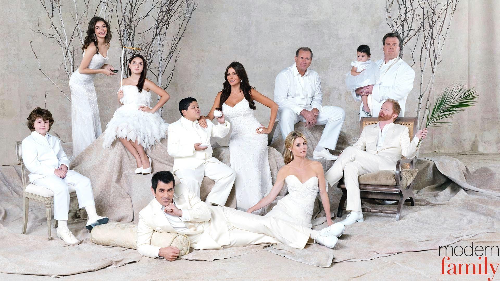 Modern Family HD Wallpapers