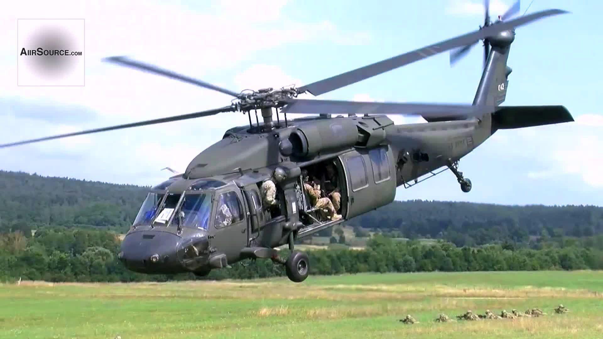 UH 60 Blackhawk.S. Army Air Movement Training