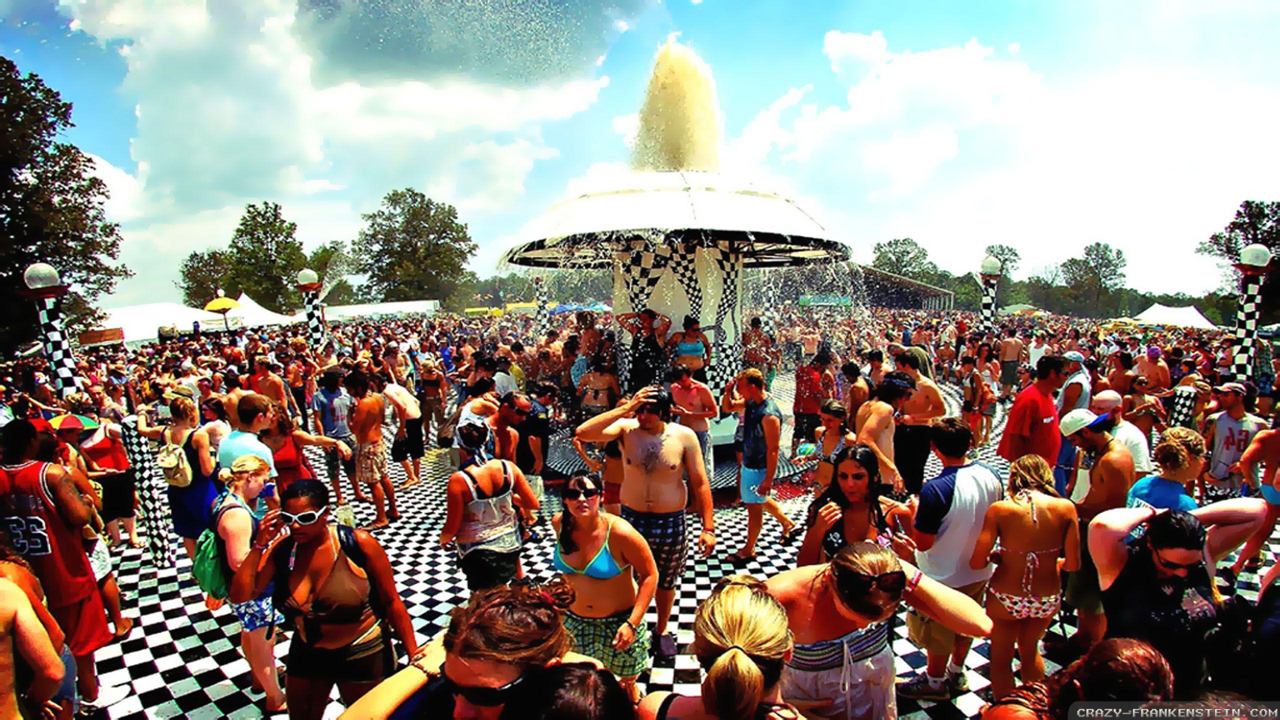 Wallpaper Summer Festival Wallpaper