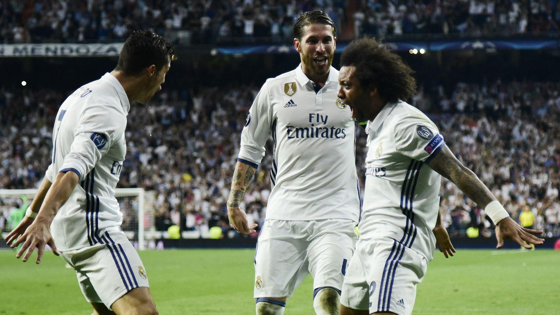 Marcelo's mantle: Running with Roberto Carlos at Real Madrid