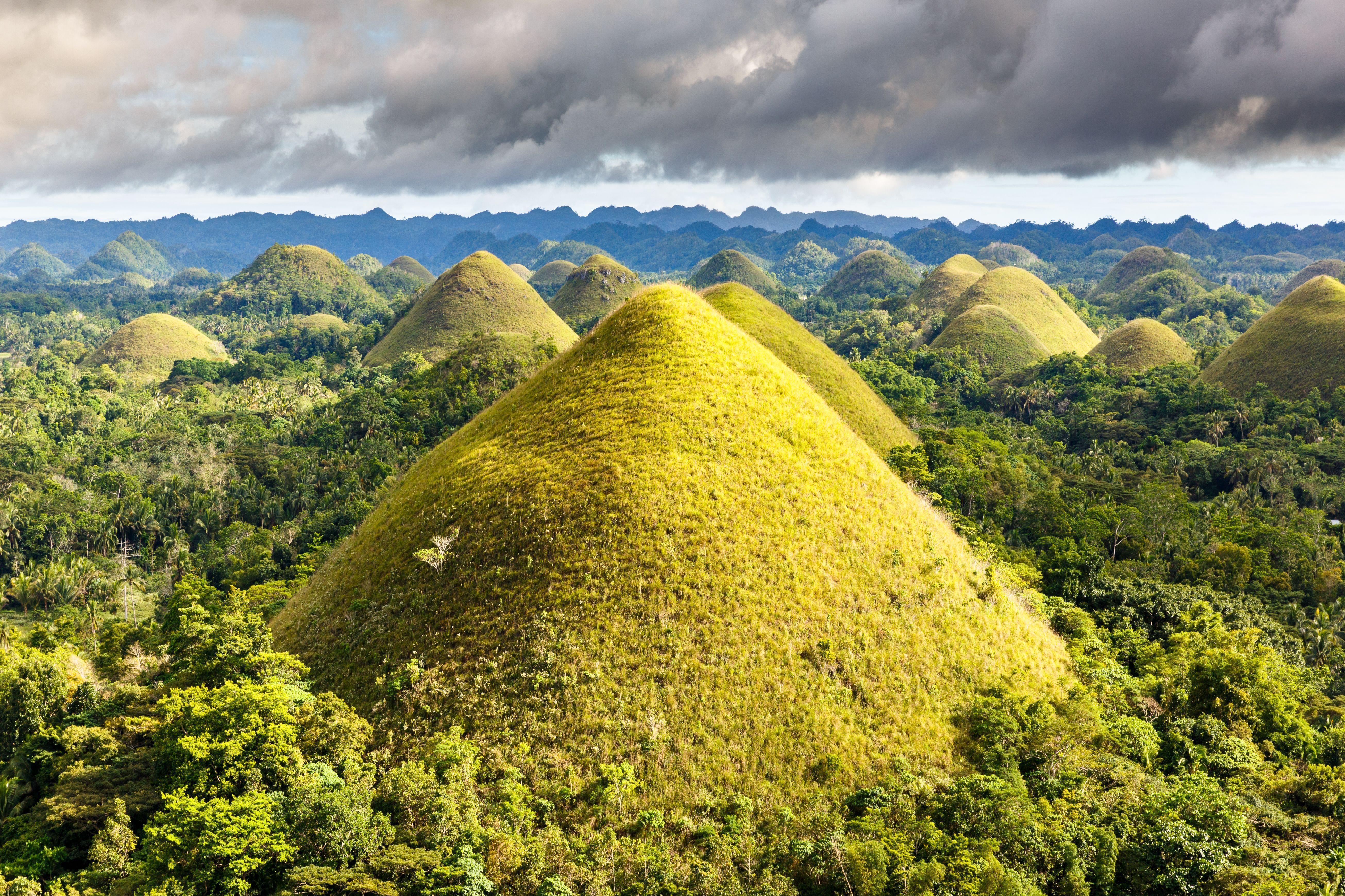 Chocolate Hills in Bohol, Philippines 5k Retina Ultra HD Wallpaper