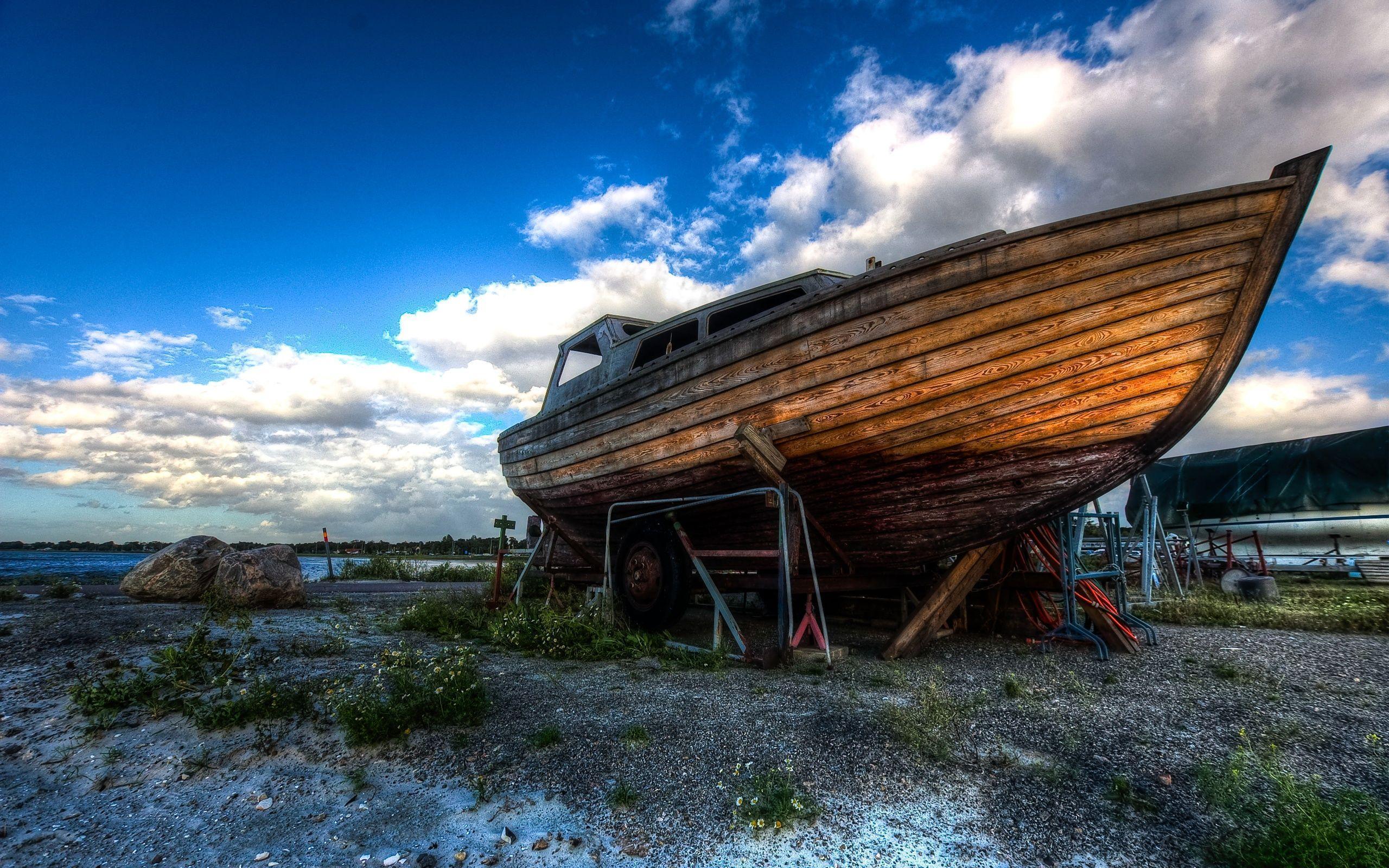 HD Boat Wallpaper