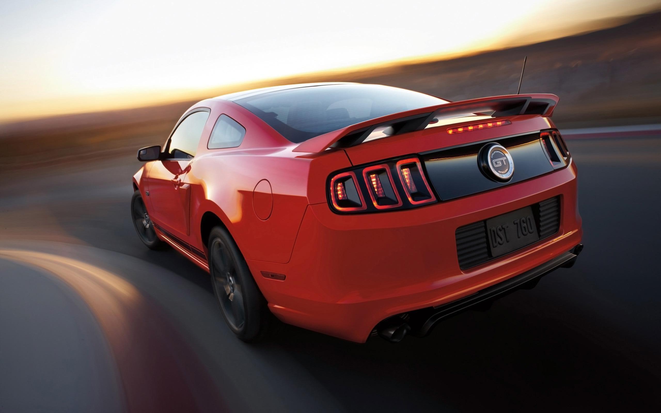 RED FORD MUSTANG REAR WALLPAPER