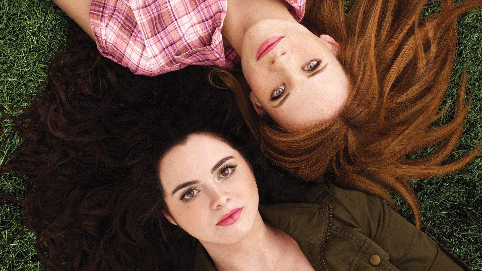 Vanessa Marano & Katie Leclerc Took Squirrels From the 'Switched