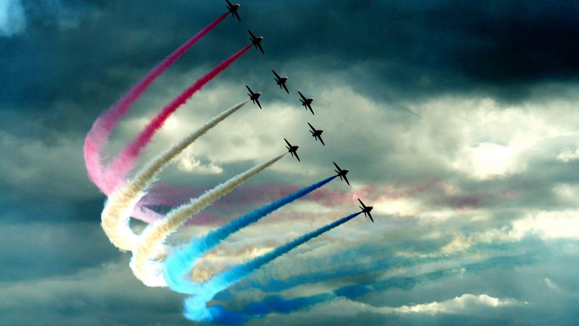 Free airplanes and helicopters HD Wallpaper