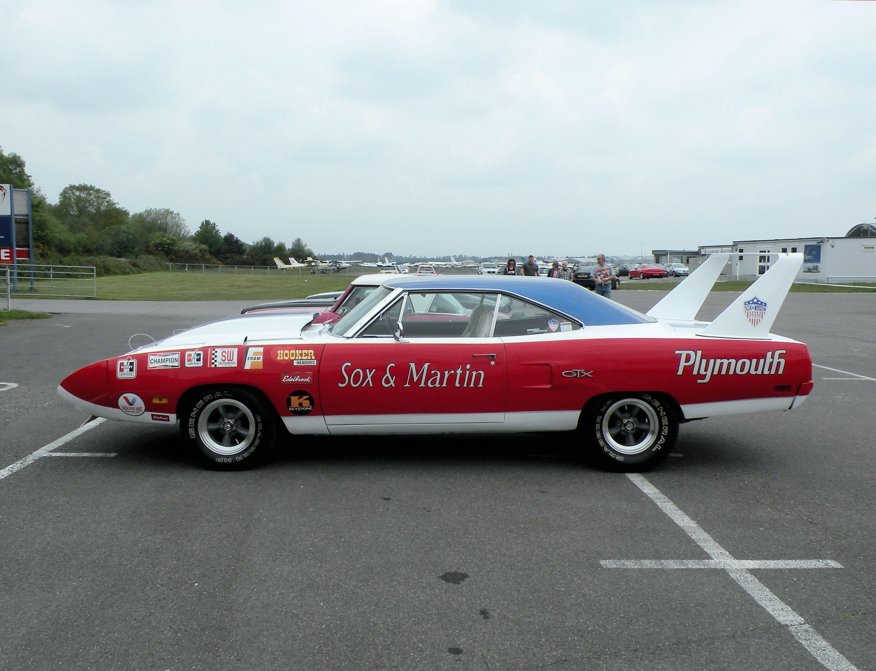 Sox And Martin Plymouth Superbird drag racing race muscle hot rod