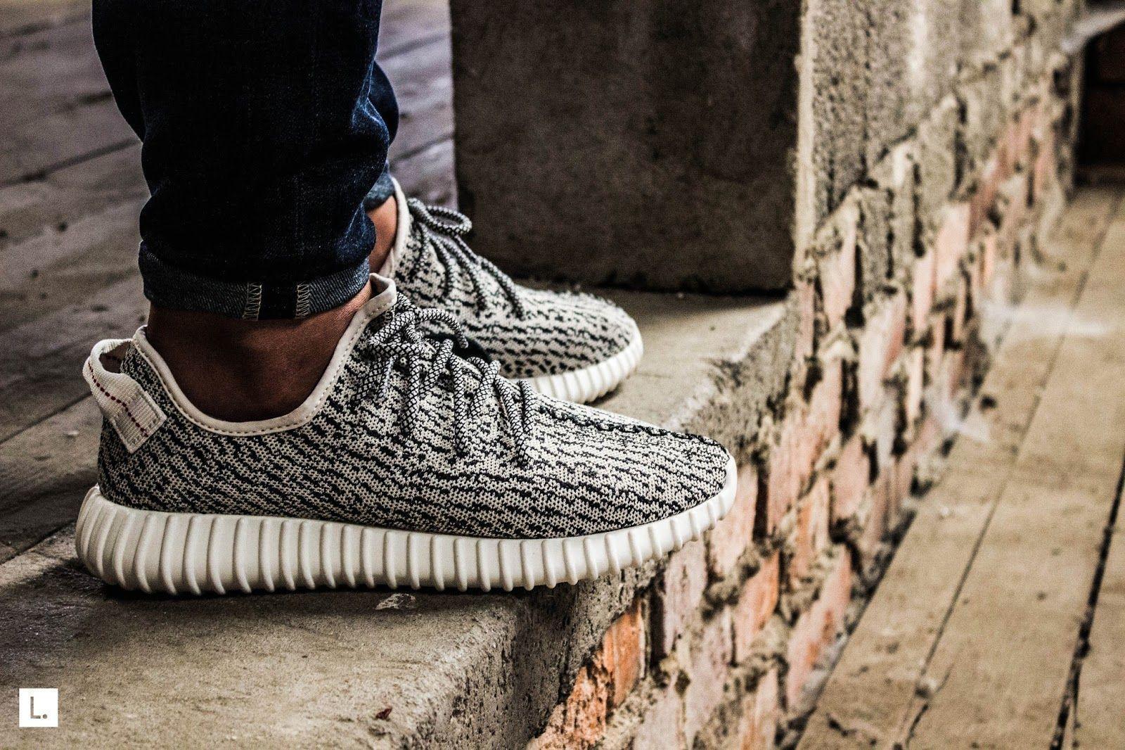 ADIDAS YEEZY BOOST 350 BY KANYE WEST