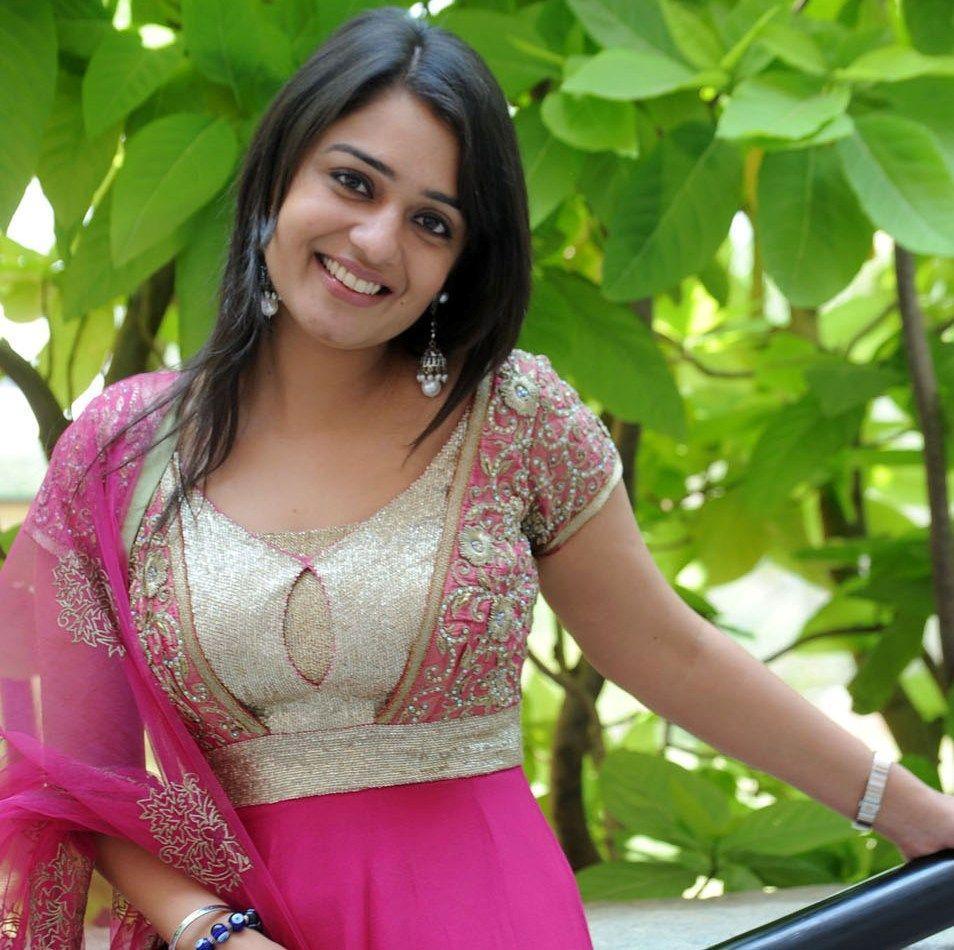 South Indian Girl Wallpaper