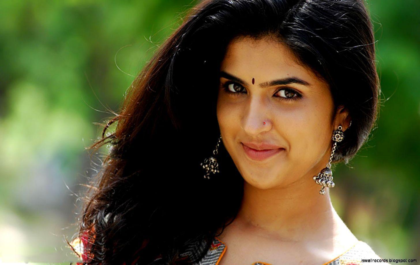 South Indian Heroine Wallpaper