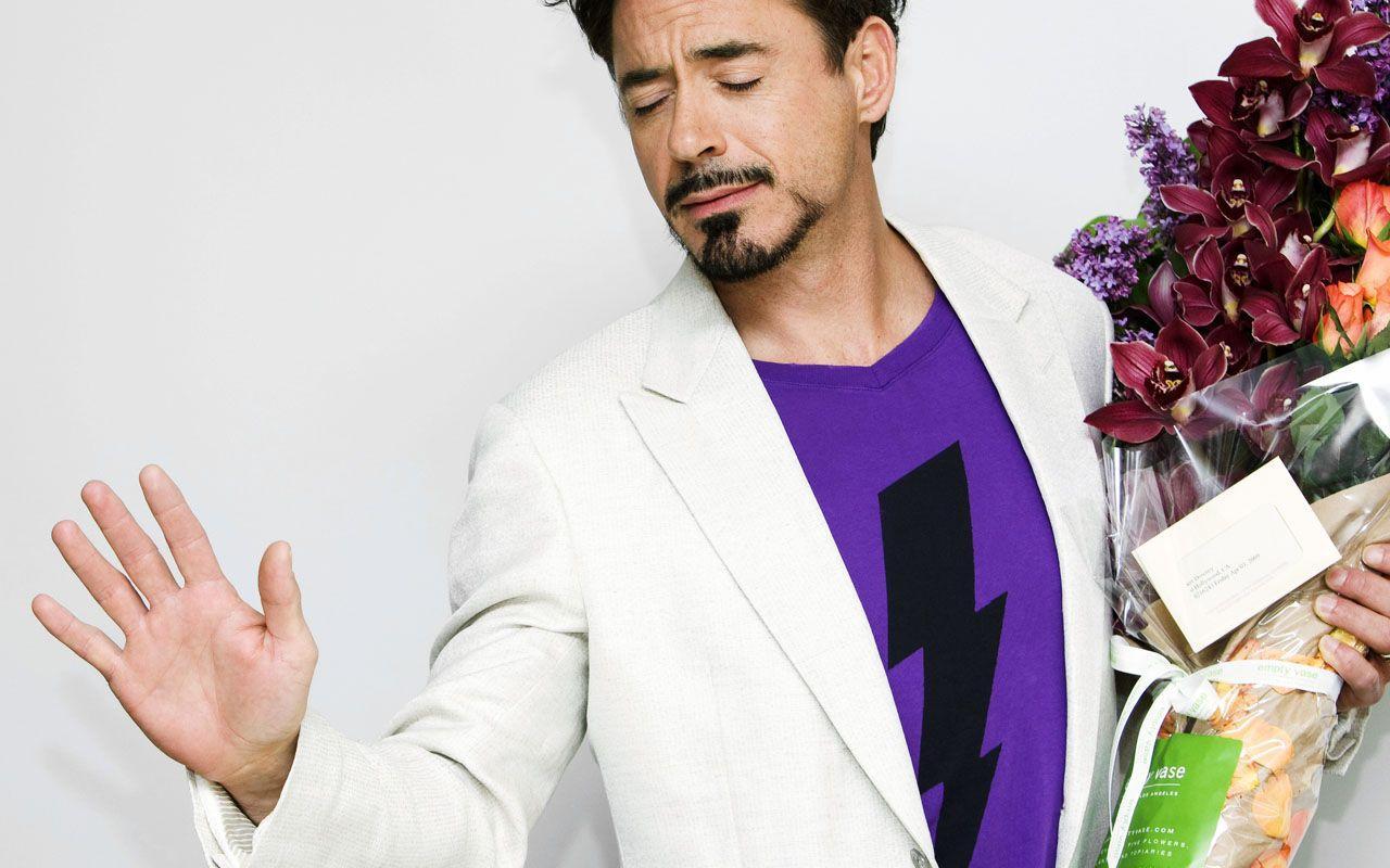 casual robert downey jr wallpaper