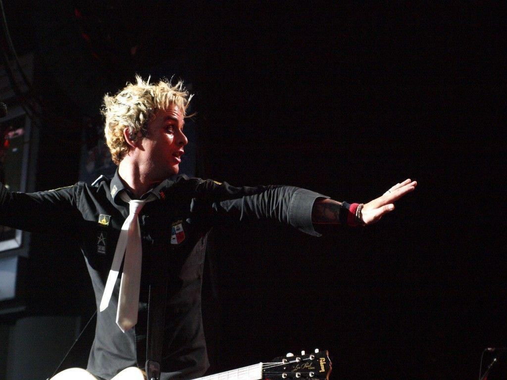 Green Day's Billie Joe Armstrong Enters Rehab. Audio Ink Radio